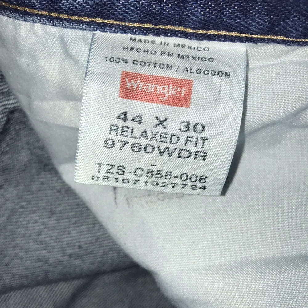 Wrangler Men’s Relaxed Fit 44 by 30 Denim Blue Jeans